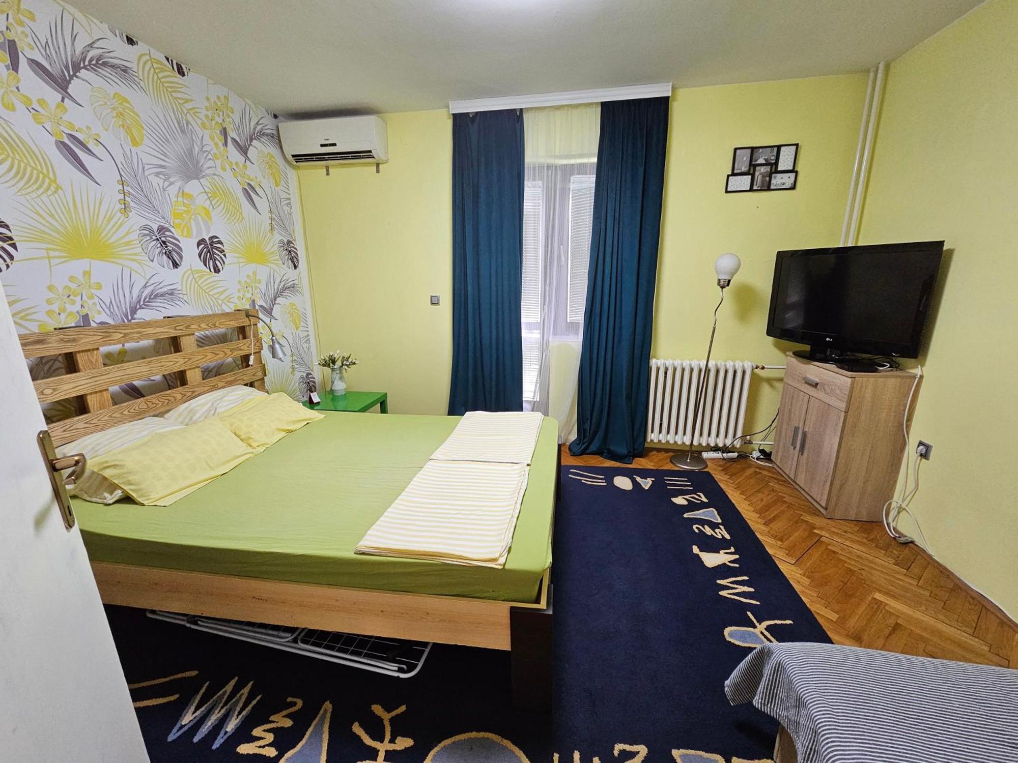 Apartament Apartman Yellow House Nowy Sad Zewnętrze zdjęcie